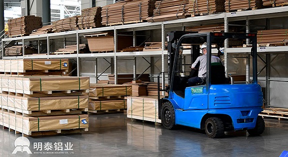 汽車玻璃導軌用5182-O態鋁卷-汽車鋁板廠家-电竞实时比赛数据直播平台